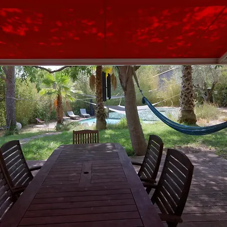 114- Harmonia, 4chambres, Piscine, Clim דירה *