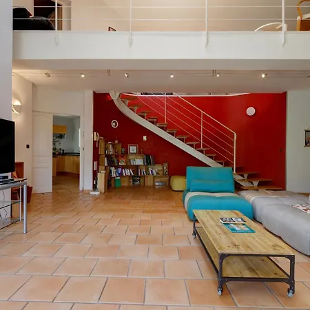 114- Harmonia, 4chambres, Piscine, Clim דירה נים