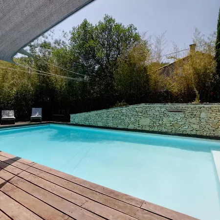 114- Harmonia, 4chambres, Piscine, Clim דירה