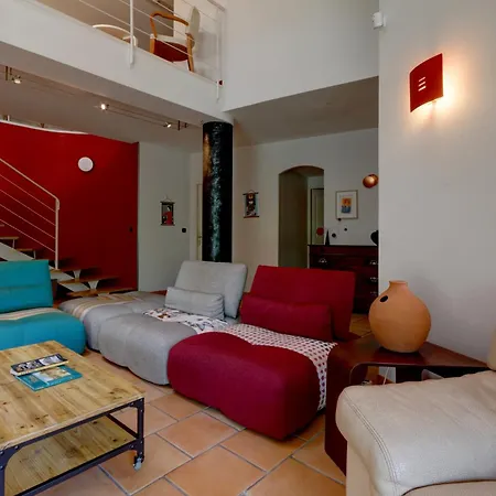 114- Harmonia, 4chambres, Piscine, Clim דירה נים